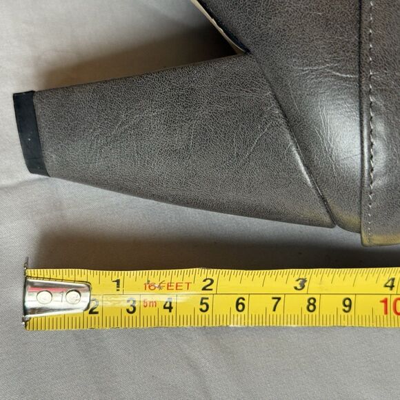 STEVE MADDEN MADDEN GIRL PLAAZA BOOTS WOMENS 8 GREY ANKLE BOOTS HEELS - Picture 8 of 9